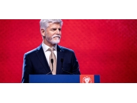 Çekya'nın yeni cumhurbaşkanı eski Genelkurmay Başkanı Pavel oldu