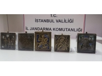 İstanbul'da tarihi eserleri satmak isteyen 2 şüpheli gözaltına alındı