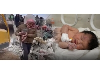 Suriye'de enkazdan çıkarılan yenidoğan hayata tutundu