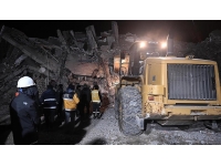 Adıyaman’daki otel enkazında çalışmaları sürüyor