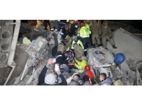 Kerkük Valiliği'nden Türkiye'deki depremzedeler için yardım kampanyası