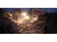 Depremin ilk anları polis telsizinde