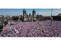 Meksika'da seçim kuruluna yönelik reform planı protesto edildi