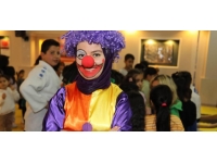 Ankara'ya gelen depremzede çocukların "palyaço ablası" oldu