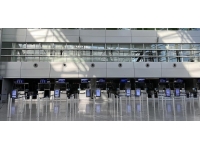 Almanya'da kamu çalışanlarının grevi toplu taşıma ulaşımını aksattı