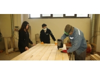 Depremzede öğrenciler 'modül ev' üretiminde gönüllü oldu