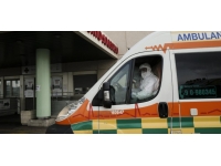 İtalya'da 83 yaşındaki kör bir hasta, yapılan ameliyatla kısmen yeniden görmeye başladı