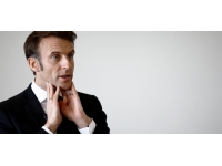 Fransa'da Macron'a "pislik" dediği iddia edilen kadın gözaltına alındı