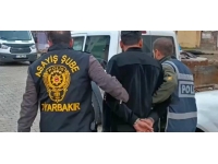 Diyarbakır'da hasarlı evlerden hırsızlık yapan 12 kişi tutuklandı