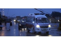 Pakistan'da kumanya dağıtımında izdiham: 11 kişi öldü