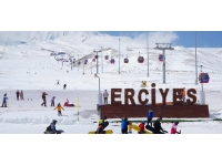 Erciyes'te kayak sezonu devam ediyor