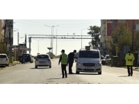 Ülke genelindeki trafik denetimlerinde 3 sürücü tutuklandı, 21 araç trafikten men edildi