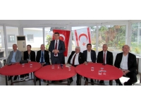 Başbakan Üstel, Türk Barış Kuvvetleri Gaziler Derneği Mağusa Lokalini ziyaret etti