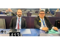 Berova ve Candan, Türkiye’deki depremlerde hayatını kaybeden vatandaşlarımızı AKPA’da gündeme taşıdılar