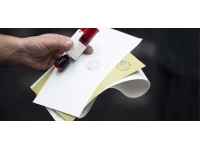 Türkiye sandık başında: Oy verme işlemi başladı