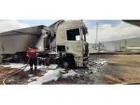 Haspolat’ta iş kazası:Elektrik akımına kapılan kamyon şoförü hastaneye kaldırıldı