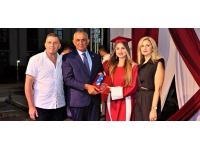 Atatürk Öğretmen Akademisi mezunları törenle diplomalarını aldı