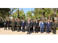 Cumhurbaşkanı Tatar ve Büyükelçi Feyzioğlu Boğaz Şehitliği’nde vurguladı: “Türk ulusu 15 Temmuz’da yaşananları unutmayacak”