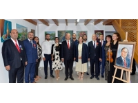 “Haydar Aliyev’in Hayatından 100 An” kitabının imza töreni yapıldı