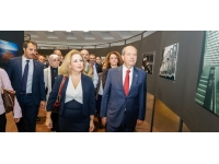 Cumhurbaşkanı Tatar ve eşi Sibel Tatar, Bakü’deki “Fotoğraf ve Geleneksel Kıyafetler Sergisi” açılışına katıldı