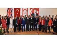 Ataoğlu Londra’da gençlerle bir araya geldi:Gençlerin kültürümüzü yaşatması önemli