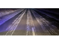 Polis, Gazimağusa-Karpaz anayolunun, Senmar Çemberi ile Büyükkonuk arasındaki güzergahtaki yolda, kayganlık ve buzlanma olduğunu duyurdu