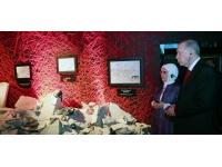 Tatar ve Erdoğan ADF’de Gazzeli Çocuk Ressamlar Sergisi’ni gezdi