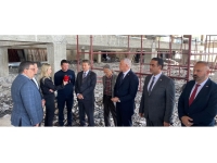 Başbakan Üstel, Işıl Mobilya ve Gürdağ Tuğla Fabrikasını ziyaret etti: “Hükümet üreticinin her zaman yanındadır”
