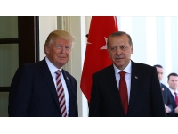 Erdoğan, Trump’la görüştü: “Suikast girişimi demokrasiye saldırı”