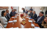 CHP Genel Başkanı Özel ve heyeti CTP’yi ziyaret etti..Erhürman:‘20 Temmuz Kıbrıs Türk halkının varoluş mücadelesinin en önemli tarihidir’