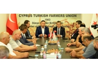 Başbakan Ünal Üstel, Kıbrıs Türk Çiftçiler Birliği’ni ziyaret etti