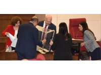 Meclis’te ikinci turda da Töre salt çoğunluğa ulaşamadı… Toplantıya UBP Meclis Grubu toplantısı için ara verildi