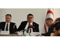 Maliye Bakanı Özdemir Berova, 2025 Mali Yılı Merkezi Devlet Yönetimi Bütçe Yasa Tasarısı hakkında sunuş konuşması yaptı