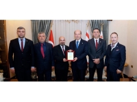 Cumhurbaşkanı Tatar, KKTC Türk Devletleri Teşkilatı Derneği yönetimini kabul etti