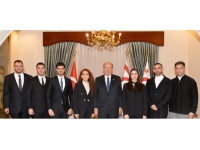 Cumhurbaşkanı Tatar Bağımsız Gençlik Derneği Başkanı ve Yönetim Kurulu’nu kabul etti