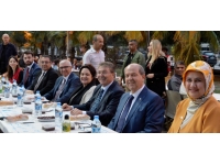 Cumhurbaşkanı Tatar ve Başbakan Üstel iftarlarını Kızılay sofrasında yaptı