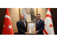 TC Cumhurbaşkanı Yardımcısı Yılmaz, Öztürkler’i yeni makamında ziyaret etti