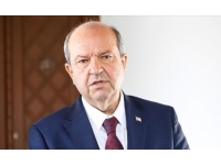 Cumhurbaşkanı Tatar, okullardaki kıyafet tüzüğü değişikliğiyle ilgili açıklamalarda bulundu:”Demokrasi çerçevesinde herkesin inancına saygı duyulmalı”