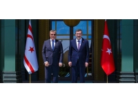 Başbakan Üstel, Ankara temasları sonrasında basına açıklamalarda bulundu:“Kardeşliğimiz sarsılmazdır, birliğimiz yıkılmazdır”