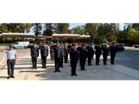 Polis Günü dolayısıyla Polis Genel Müdürü Kasım Kuni ve heyeti anıtlara çelenk koydu
