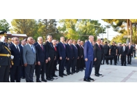 20 Temmuz Barış ve Özgürlük Bayramı kutlamaları… Lefkoşa Atatürk Anıtı önünde tören düzenlendi