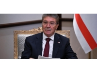 Baṣbakan Üstel:Kişilik haklarına saldırı, düşünce ya da medya özgürlüğü değildir