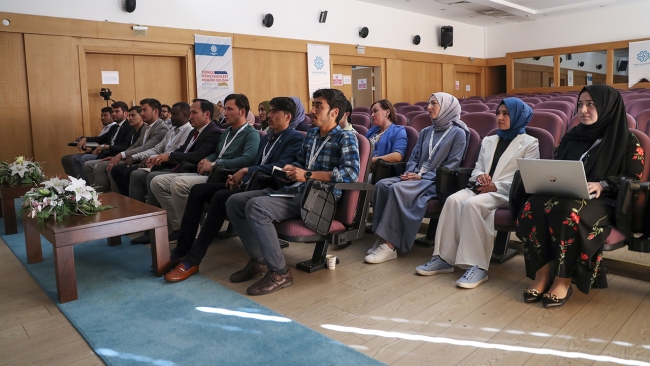 Maarif Vakfının öğretmenleri Türkiye'de buluştu