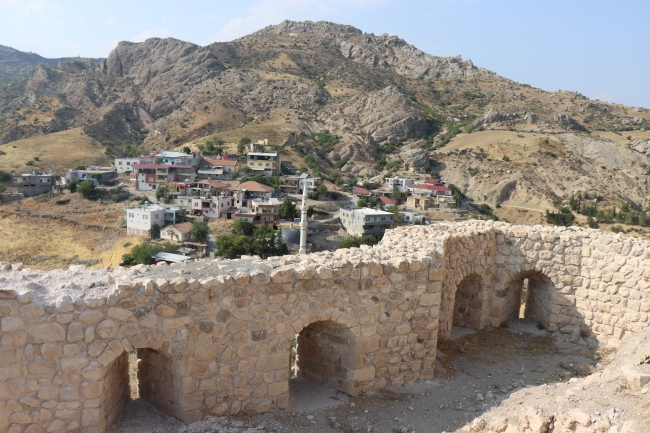 Kahta Kalesi 17 yıl sonra kapılarını ziyaretçilerine açtı