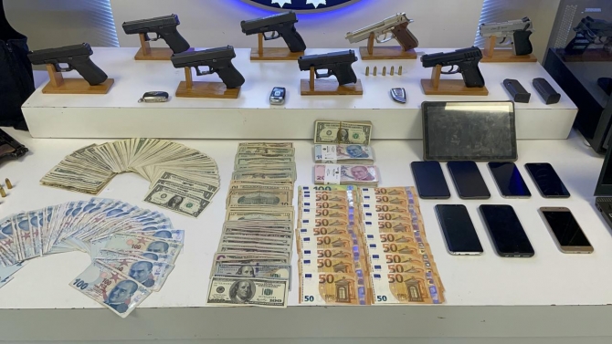 İstanbul merkezli 8 ilde yasa dışı bahis operasyonu: 12 tutuklu