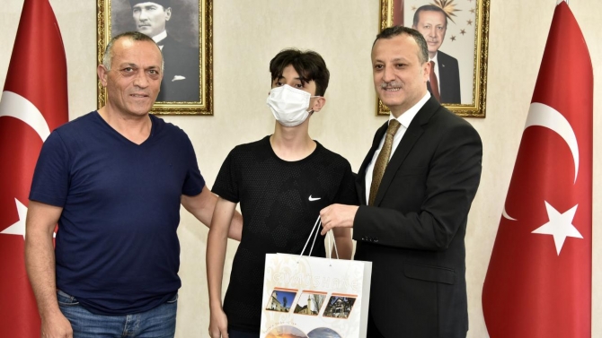 Gümüşhane'de LGS’nin başarılı öğrencileri ödüllendirildi