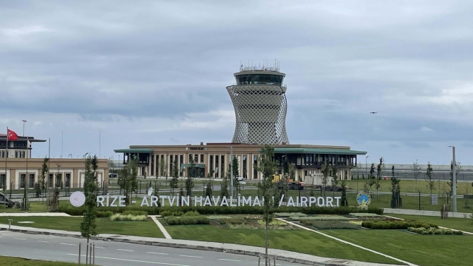Rize-Artvin Havalimanı'nı üç ayda 196 bin 826 yolcu kullandı