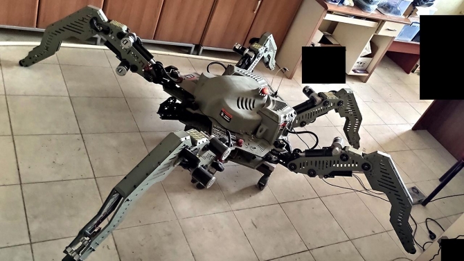 Hakkari Üniversitesi'nden çok amaçlı robot