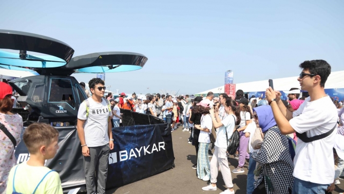 Türkiye'nin ilk uçan arabası Cezeri, TEKNOFEST KARADENİZ'de sergileniyor