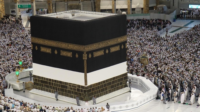 Türkiye'de bir ilk: 19 parça Kabe örtüsü Türkiye'de